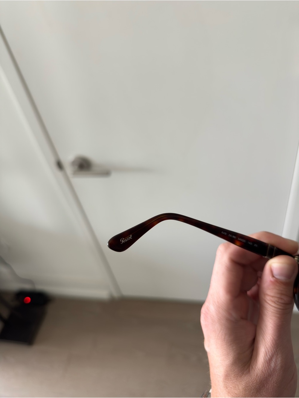 Persol 649 Tortoiseshell Frame Sunglasses with Dark Gradient Lenses. - Picture 7 of 9